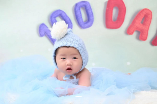 果洛四个月宝宝枕秃 果洛四个月宝宝枕秃